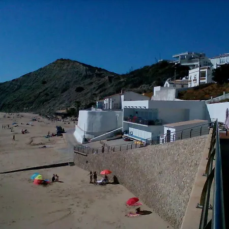Δωμάτια σε οικογενειακή κατοικία Casa Boa Vista Burgau